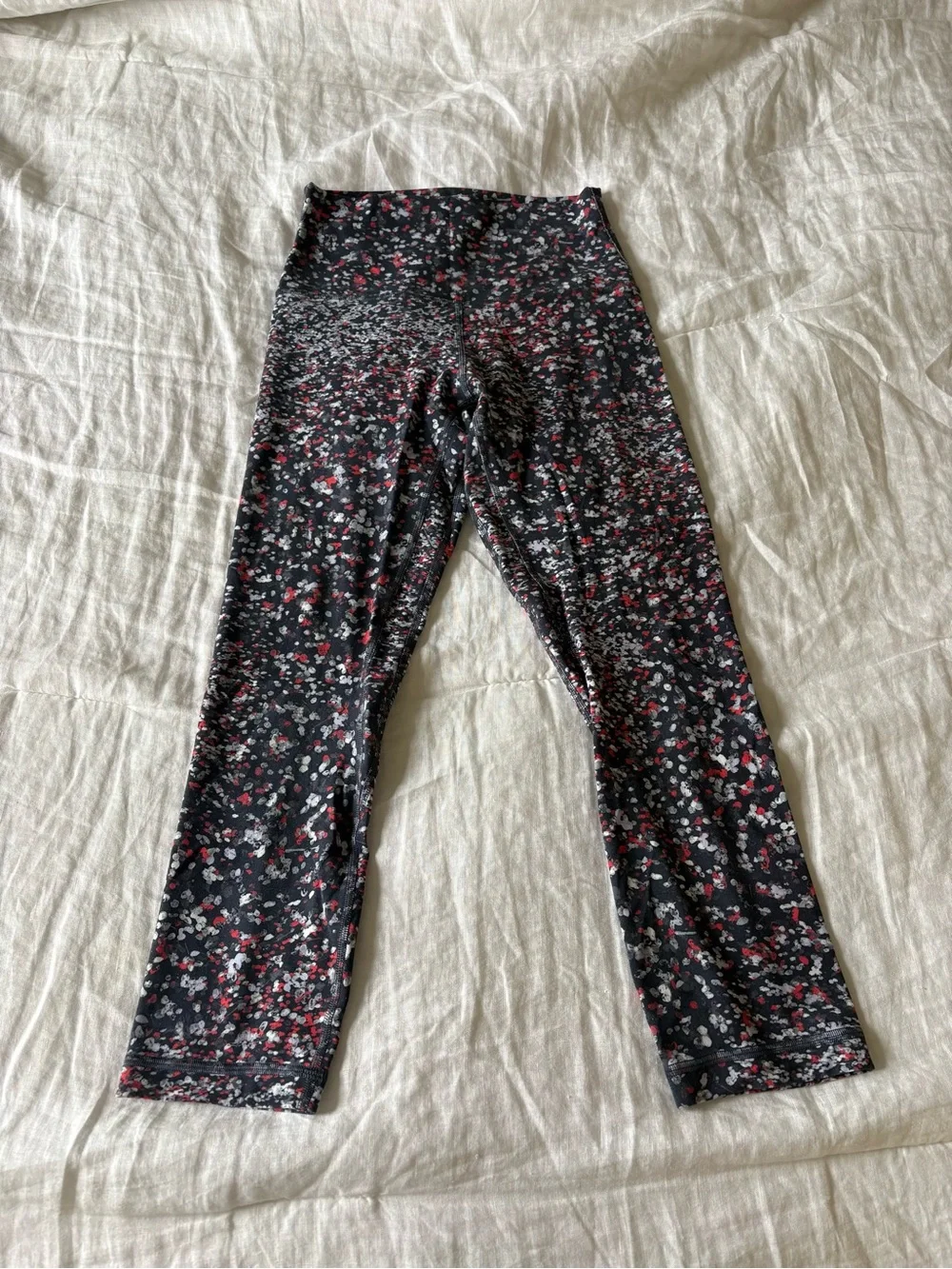 Lululemon Water Blossom Multi Align 21” Crop Leggings